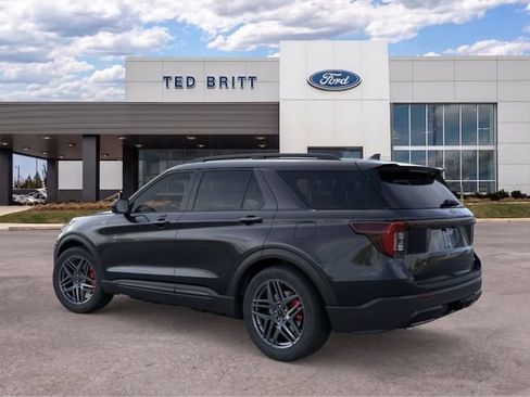 New 2026 Ford Explorer ST-Line w/ ST-Line Street Pack AWD/4WD image 5