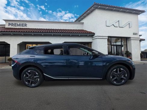 New 2025 Kia EV6 Light image 13