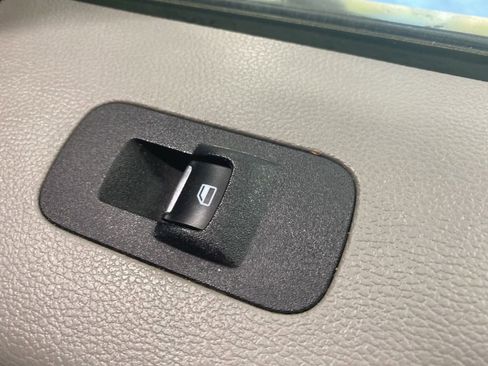 Used 2016 Ford F150 XLT w/ Equipment Group 301A Mid AWD/4WD image 26