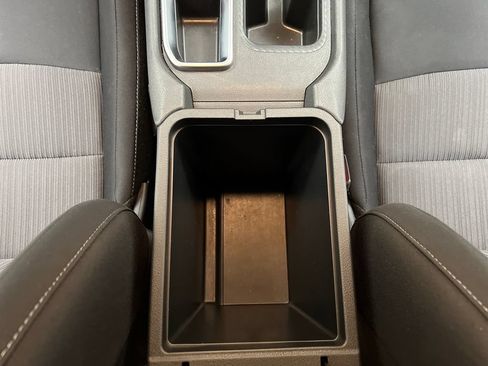 Used 2024 Nissan Sentra SV FWD image 40