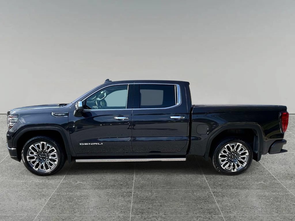 Used 2023 GMC Sierra 1500 Denali Ultimate AWD/4WD image 3