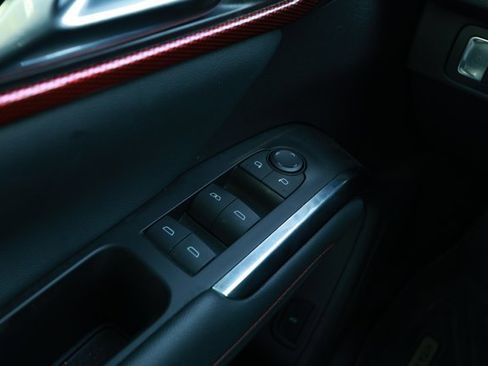 Used 2024 Chevrolet Traverse Z71 image 20