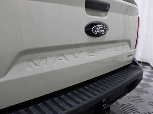 Used 2025 Ford Maverick Tremor AWD/4WD image 26
