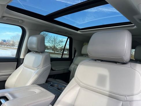 Certified 2025 Ford Expedition Max Active image 17