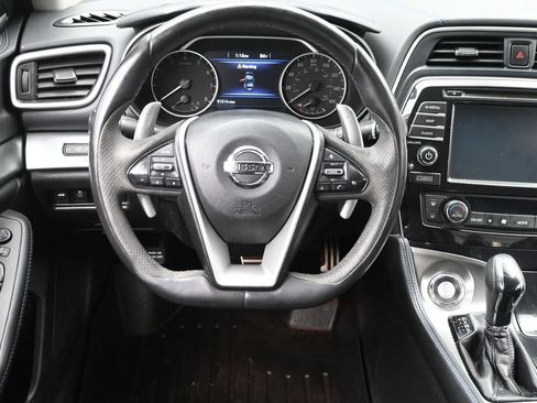 Used 2017 Nissan Maxima SR w/ Midnight Edition FWD image 14