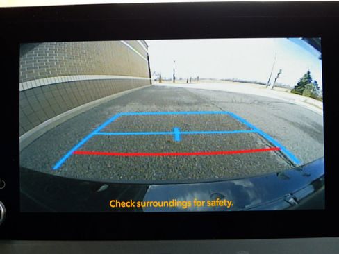 Used 2024 Toyota Prius LE FWD image 45