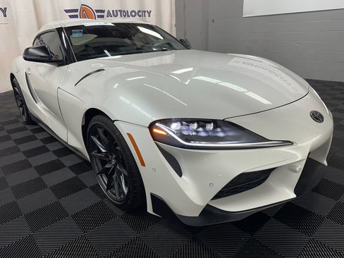 Used 2025 Toyota Supra Premium w/ Driver Assist Package RWD image 3