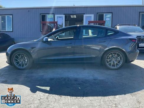 Used 2022 Tesla Model 3 Long Range AWD/4WD image 5