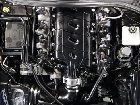 Used 2016 Chevrolet Corvette Stingray Coupe w/ Carbon Flash Badge Package image 12