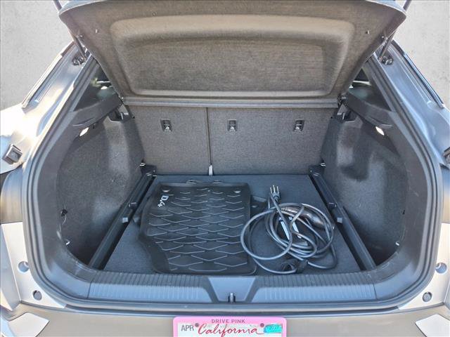 Certified 2023 Volkswagen ID.4 Pro RWD image 6