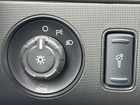 Used 2019 Ford F650 2WD Regular Cab Super Duty image 26