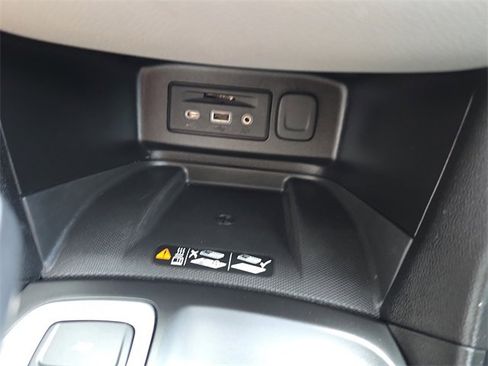 Certified 2019 Chevrolet Equinox Premier image 23