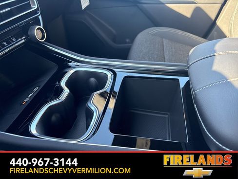 New 2026 Chevrolet Traverse LT w/ Midnight/Sport Edition image 24