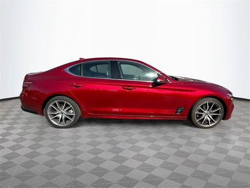 Used 2023 Genesis G70 2.0T image 8