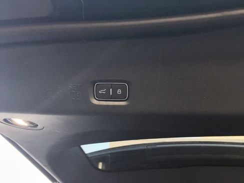 Used 2025 Ford Expedition Active RWD image 16
