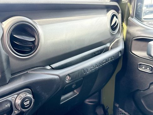 Used 2023 Jeep Wrangler Unlimited Sport AWD/4WD image 22