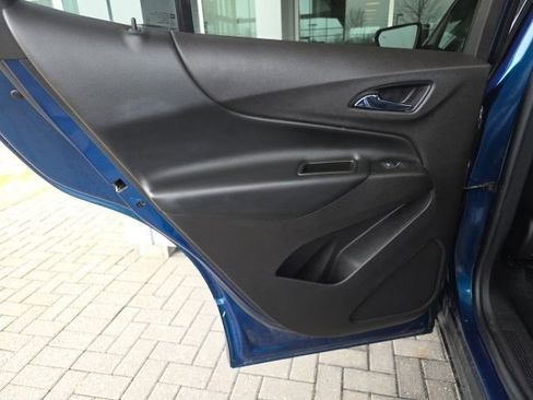 Used 2019 Chevrolet Equinox LT image 16