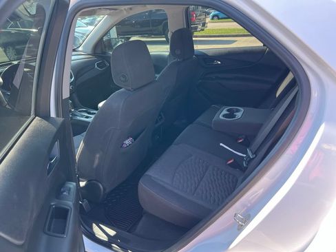 Used 2021 Chevrolet Equinox LT FWD image 6