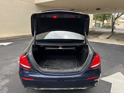 Used 2018 Mercedes-Benz E 300 image 13