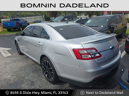 Used 2018 Ford Taurus SHO w/ Driver Assist Package image 3