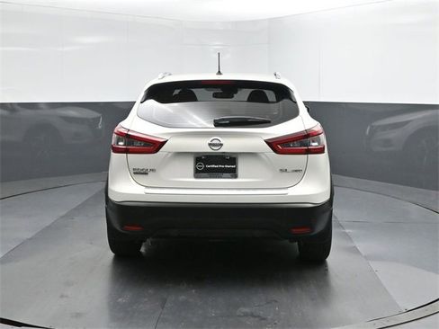 Certified 2022 Nissan Rogue Sport SL w/ Premium Package image 8