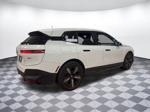 Used 2023 BMW iX xDrive50 w/ Convenience Package image 7