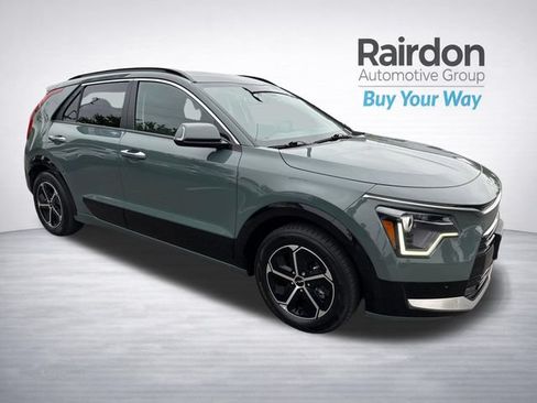 Used 2023 Kia Niro FWD image 1
