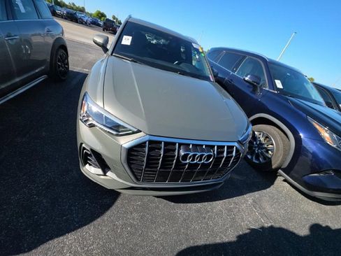 Used 2021 Audi Q3 2.0T Premium Plus AWD/4WD image 2