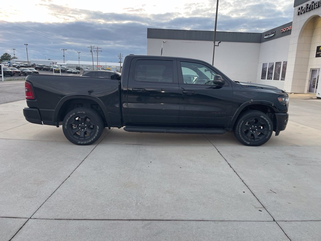 Used 2025 RAM 1500 Big Horn AWD/4WD image 4