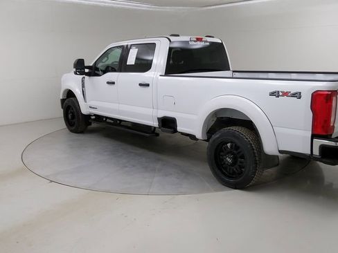 Used 2024 Ford F350 XLT image 16