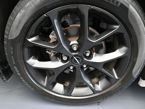 Used 2023 Chrysler Pacifica Touring-L w/ S Appearance Package image 44