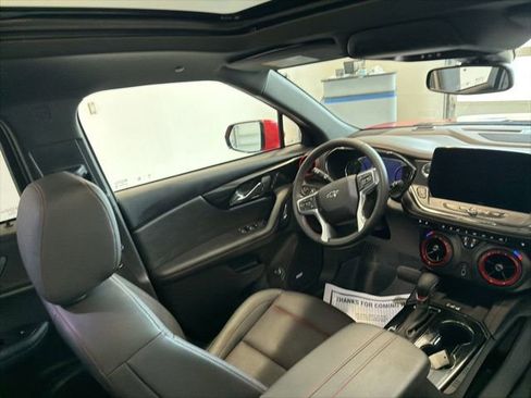 Used 2024 Chevrolet Blazer RS w/ Enhanced Convenience Package AWD/4WD image 38