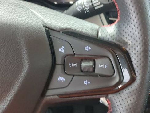 Used 2024 Chevrolet Trax RS w/ Driver Confidence Package FWD image 24
