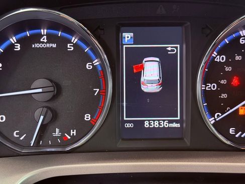 Used 2016 Toyota RAV4 XLE image 19