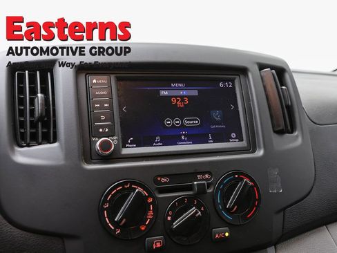 Used 2020 Nissan NV200 SV FWD image 18