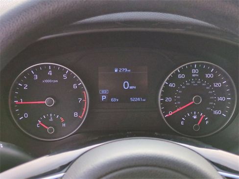 Used 2022 Kia Sportage LX image 15