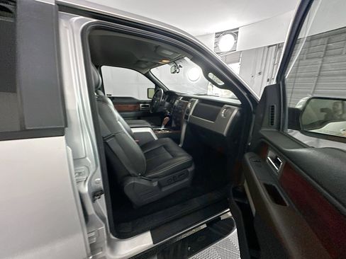 Used 2010 Ford F150 Lariat image 29