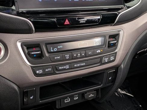 Used 2025 Honda Ridgeline RTL image 17