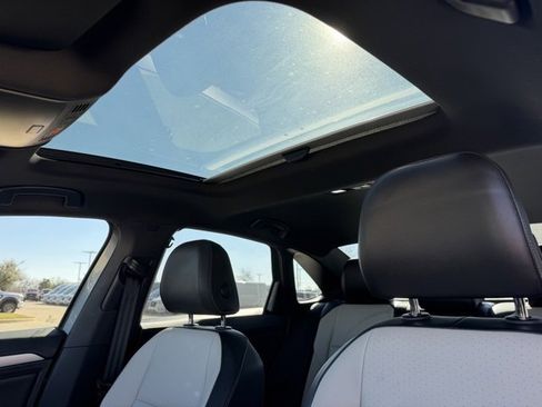 Used 2020 Volkswagen Jetta R-Line w/ R-Line Cold Weather Package image 19