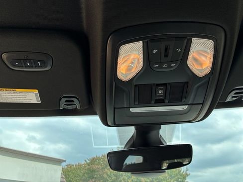 Used 2020 RAM 1500 Big Horn AWD/4WD image 22