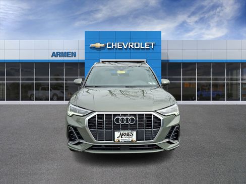 Used 2025 Audi Q3 2.0T Premium image 3