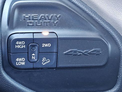 Used 2019 RAM 2500 Laramie AWD/4WD image 10