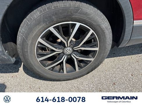 Used 2021 Volkswagen Tiguan SE FWD image 13
