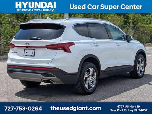 Used 2023 Hyundai Santa Fe SEL FWD image 5