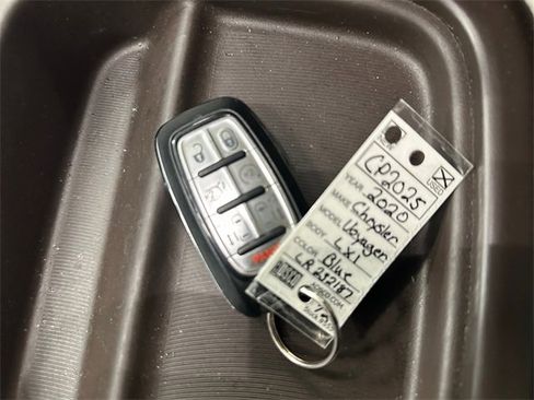 Used 2020 Chrysler Voyager Lxi w/ Cold Weather Group image 34