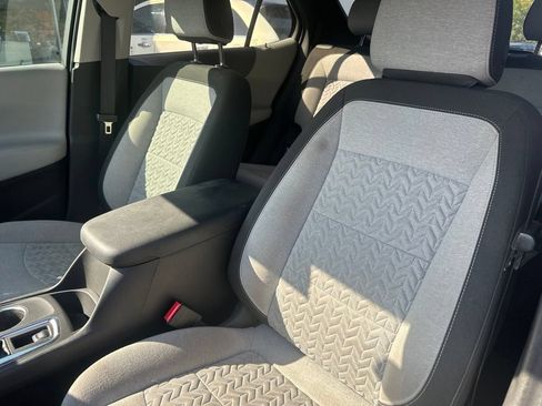 Used 2024 Chevrolet Equinox LS w/ LS Convenience Package FWD image 11