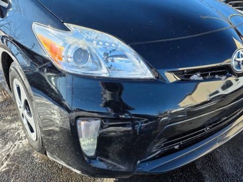 Used 2014 Toyota Prius Four image 36