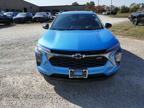 New 2026 Chevrolet Trax RS w/ Sunroof Package image 7
