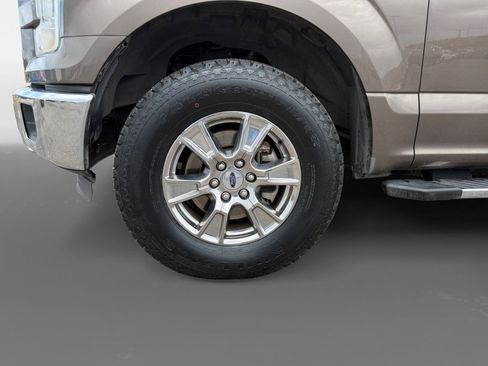 Used 2015 Ford F150 XLT w/ Equipment Group 301A Mid AWD/4WD image 20