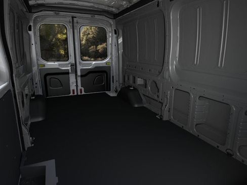 New 2026 Ford Transit 250 148 Medium Roof Extended AWD image 39